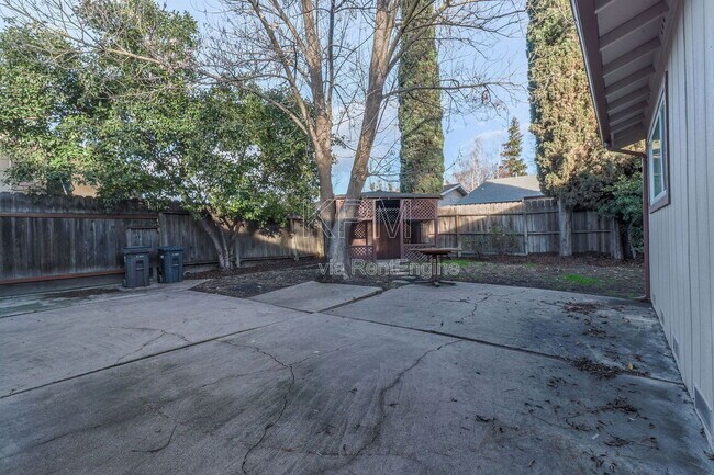 Building Photo - 7102 Richland Way