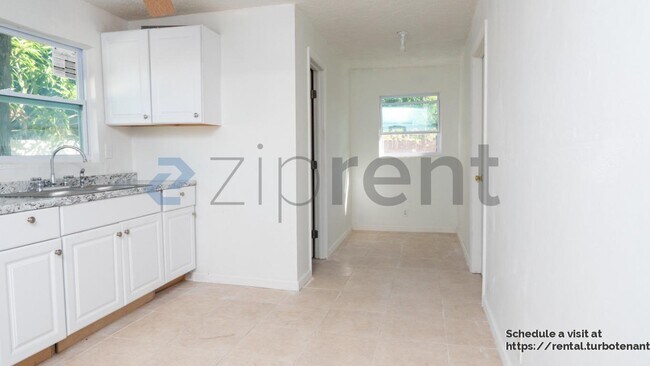 Building Photo - 2579 Angler Dr