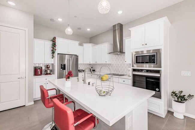 Building Photo - Gorgeous Rental Home in Chandler