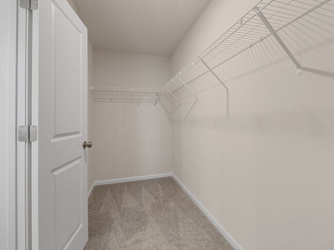 Building Photo - **$500 off First Months rent**- Amazing Home: 5-Bdrm, 2.5 Bath Spartanburg Dream Home