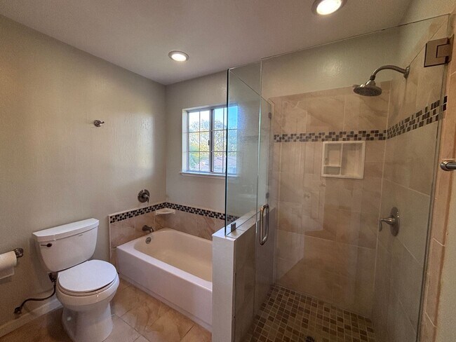 Building Photo - CAMBRIAN - Beautifully maintained home with hardwood floors and central A/C.