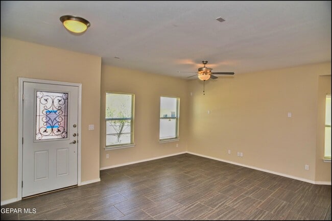 Building Photo - 452 Isaias Ave.