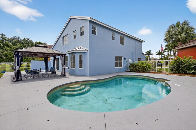 Building Photo - 8225 Pelican Harbour Dr