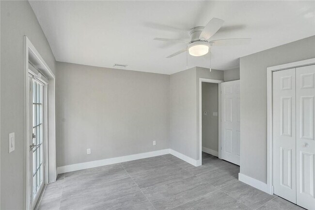 Building Photo - 11627 SW 50th St