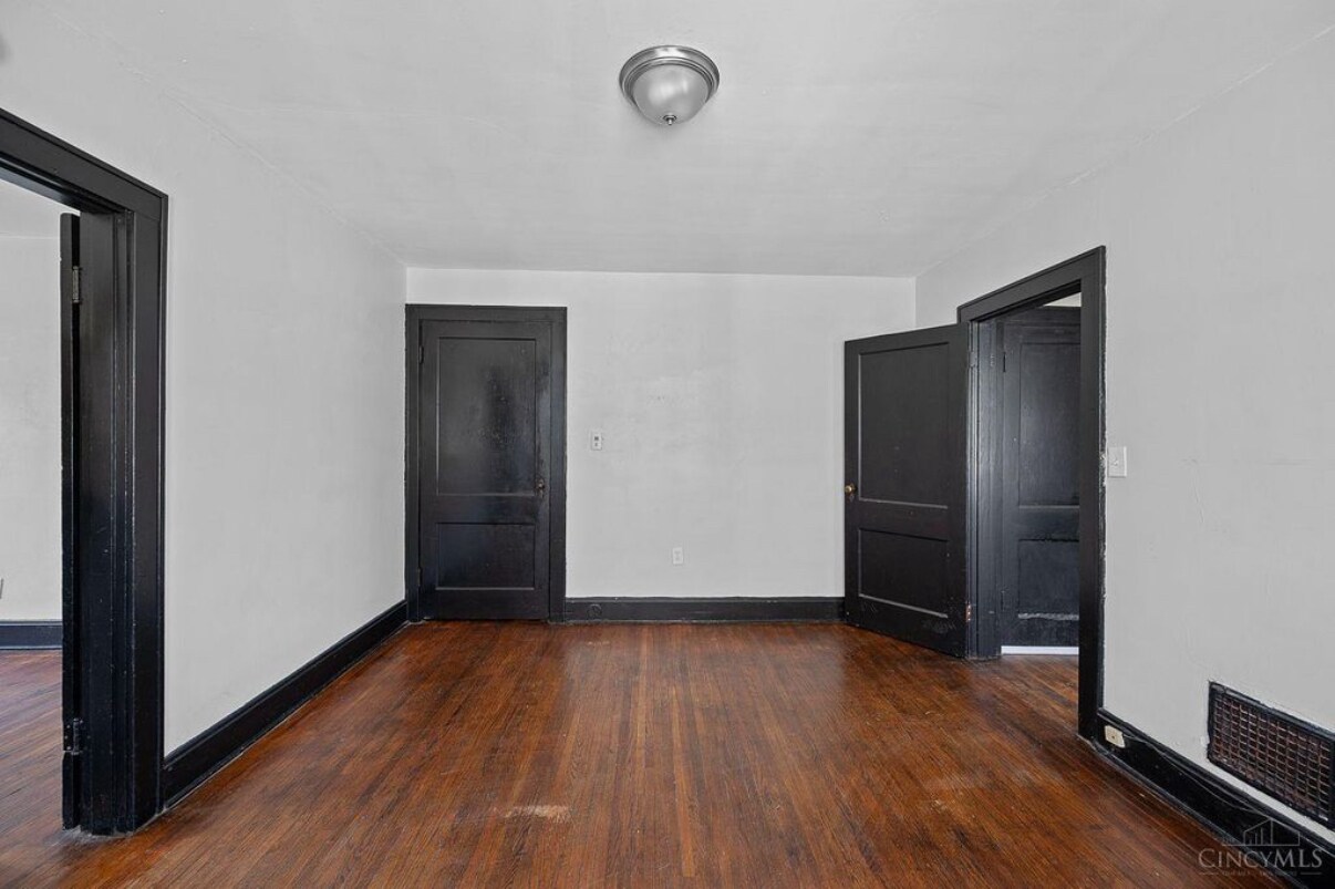 Building Photo - 1535 Blair Ave
