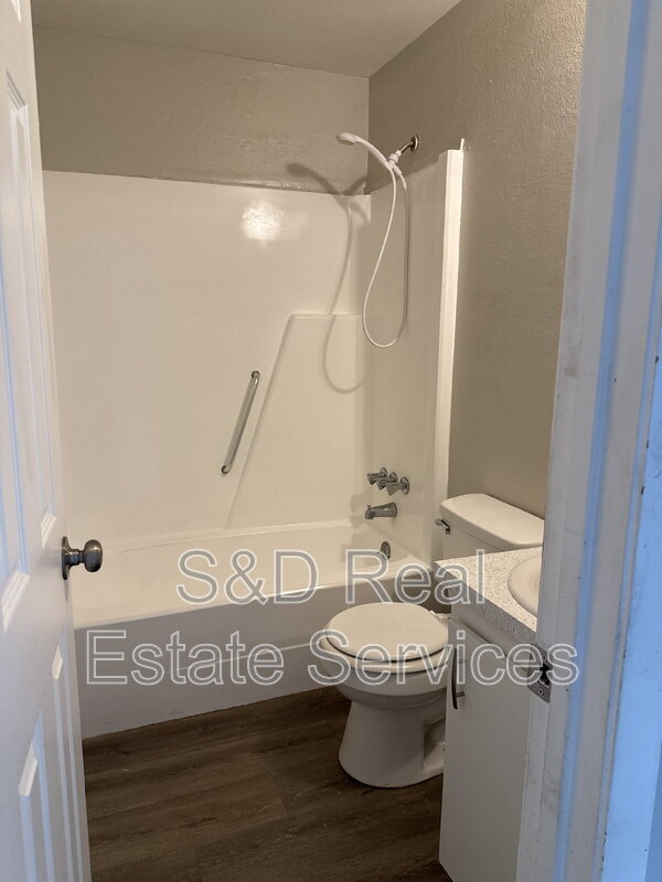 Building Photo - 3009 Allred Dr