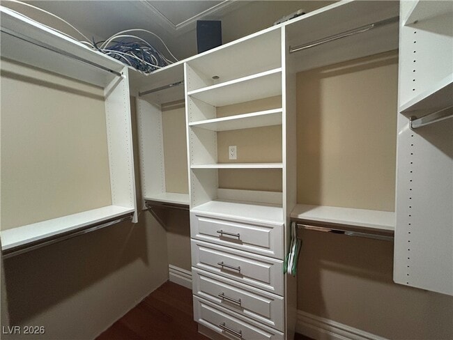 Building Photo - 7060 Big Springs Ct