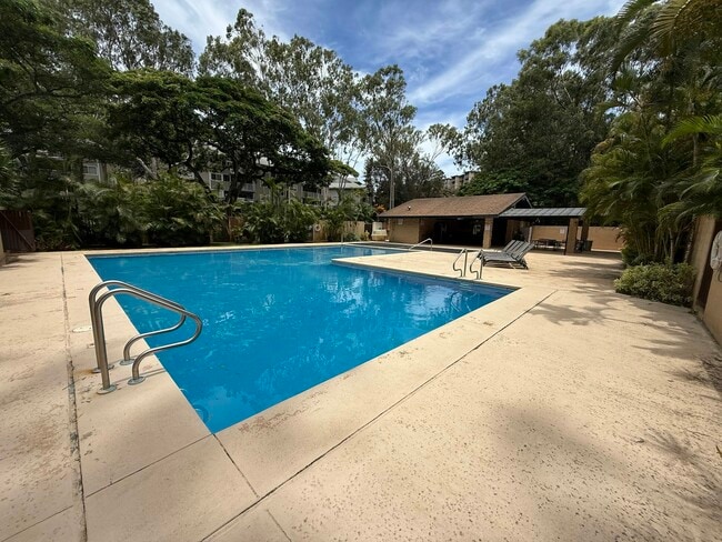 Building Photo - 95-227-227 Waikalani Dr