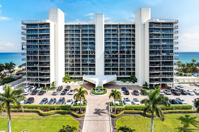 Building Photo - 2727 S Ocean Blvd