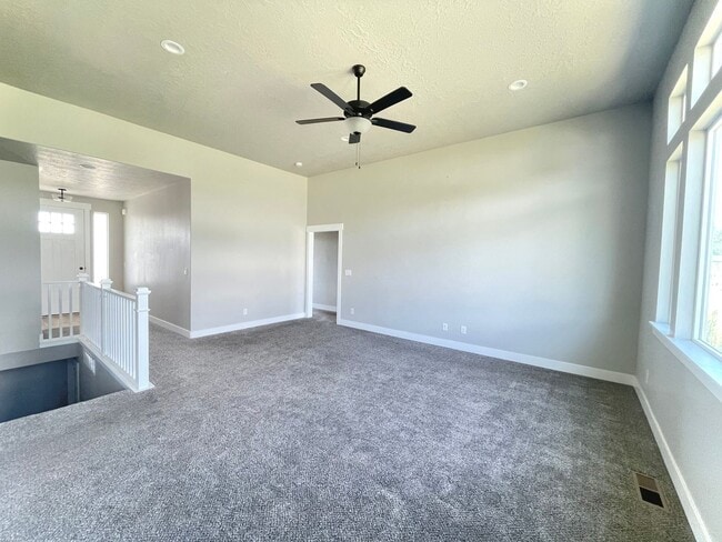 Building Photo - 3 bed 2 bath House in Nephi