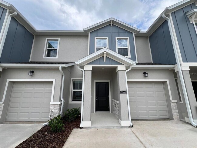 Primary Photo - 3066 Chantilly Dr