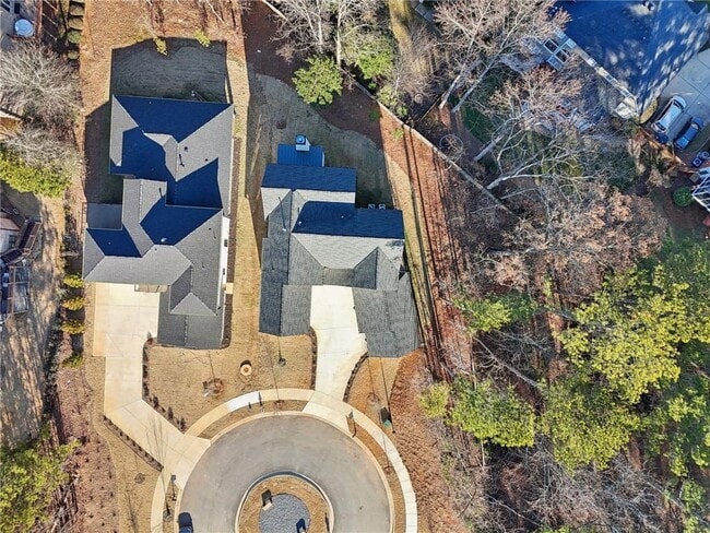 Building Photo - 10365 Waters Rd