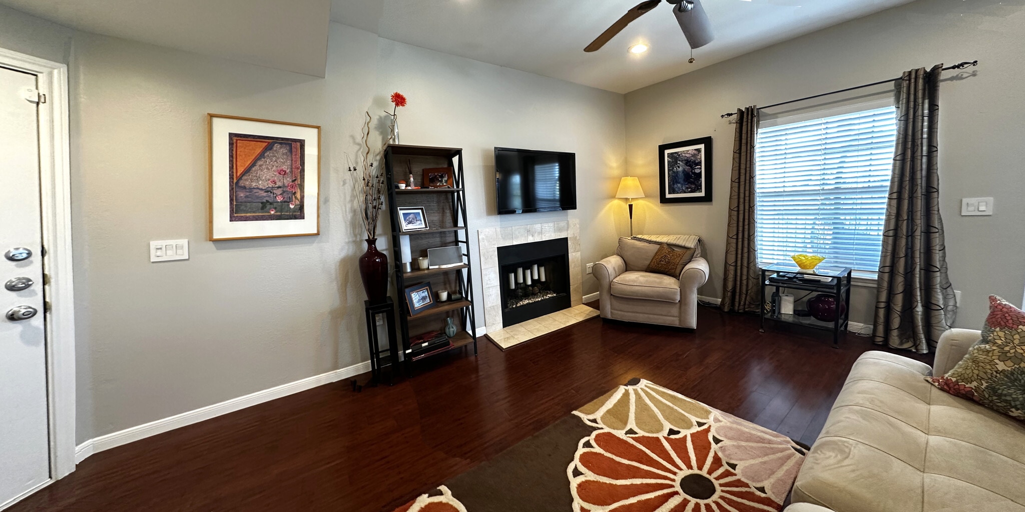 Building Photo - 2320 Gracy Farms Ln