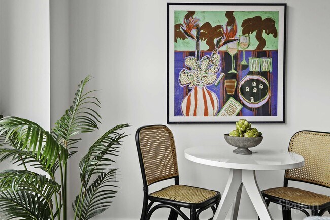 Building Photo - 18 W 48th St