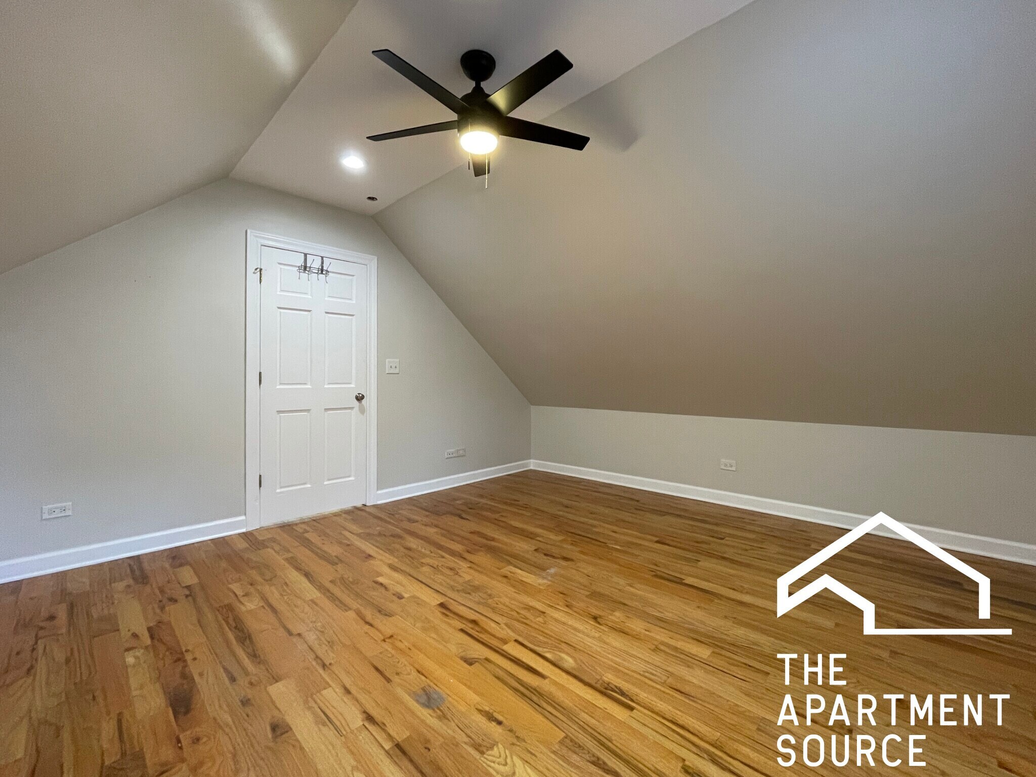 Building Photo - 3606 W Cortland St