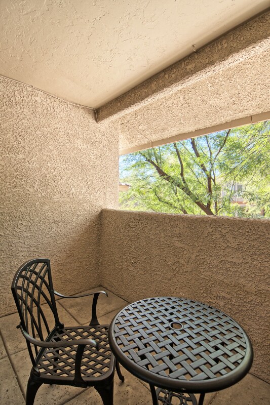 Building Photo - 7255 E Snyder Rd