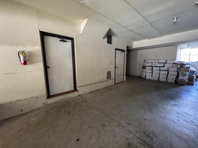 Building Photo - Bright 2BR/2BA Condo in Prime Richmond Dis...