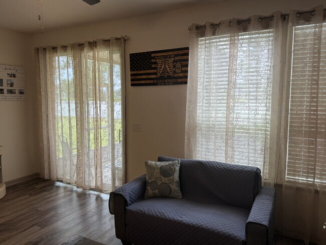Building Photo - Spring Move in Special:  2nd month rent is FREE if you sign a lease before the end of July.