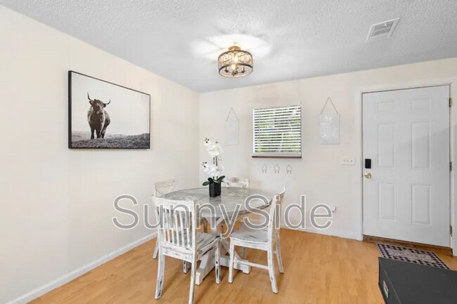 Building Photo - 3747 Florida 33