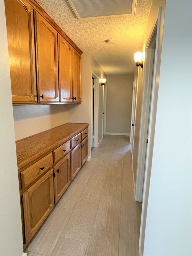 Building Photo - Coming Soon!