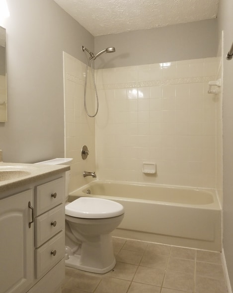 Building Photo - 358 Delmar Ct