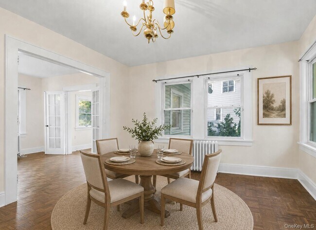 Building Photo - 15 Ferncliff Rd
