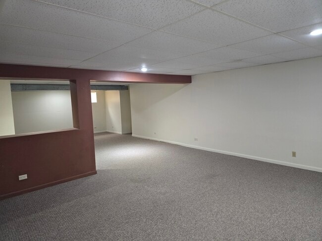 Building Photo - 2135 Feldott Ln
