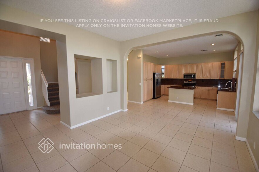 Building Photo - 6103 C Durham Dr