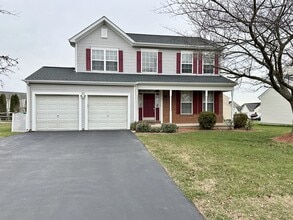 Building Photo - 30 Kristin Ct