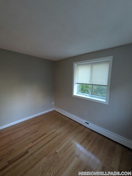 Building Photo - 226 Parker Hill Ave