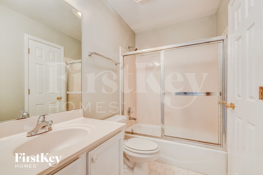 Building Photo - 329 Dulaine Cove