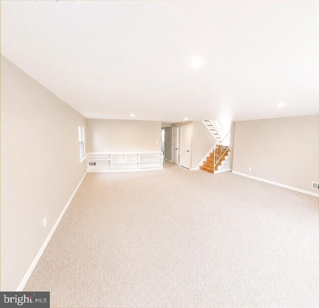 Building Photo - 9118 Kirkdale Rd