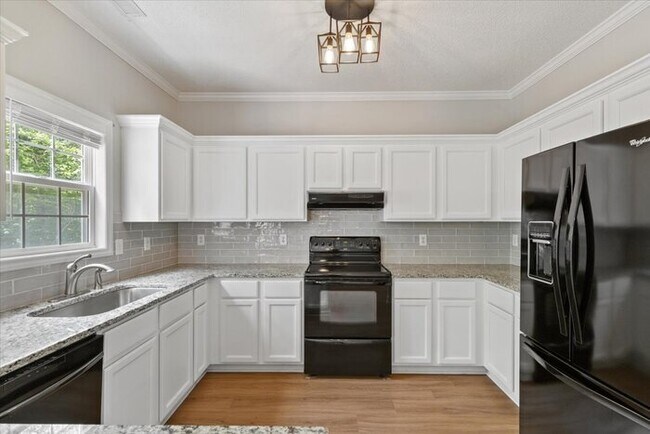 Building Photo - ***Coming Soon!***Beautiful Raleigh Town H...