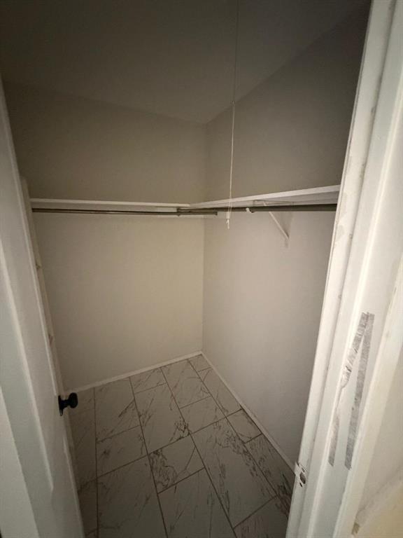 Building Photo - 9405 NEWBERRY Dr