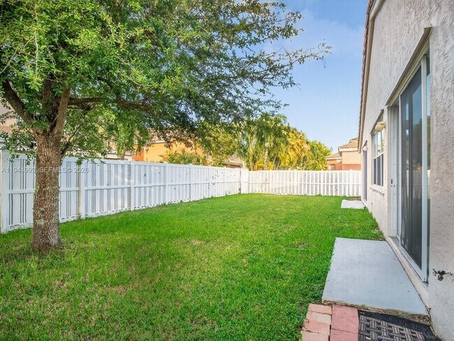 Building Photo - 15687 SW 53rd St