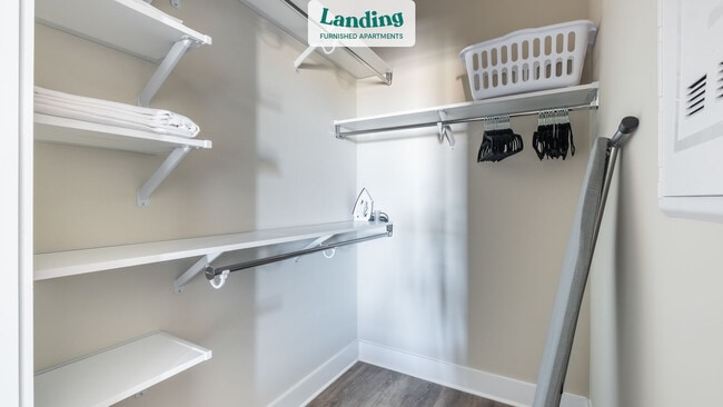 Building Photo - 500 W Trade St