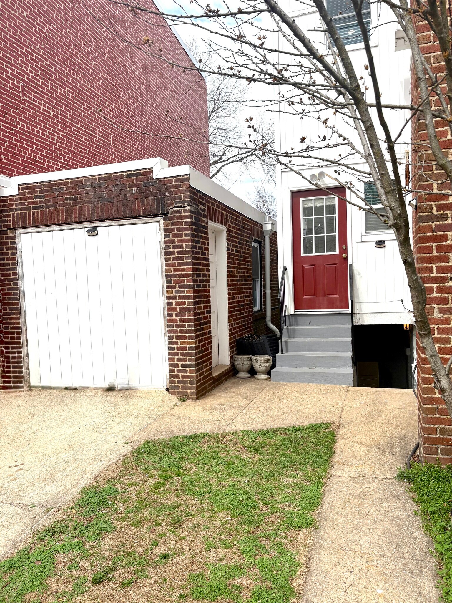 Building Photo - 3532 Park Pl NW