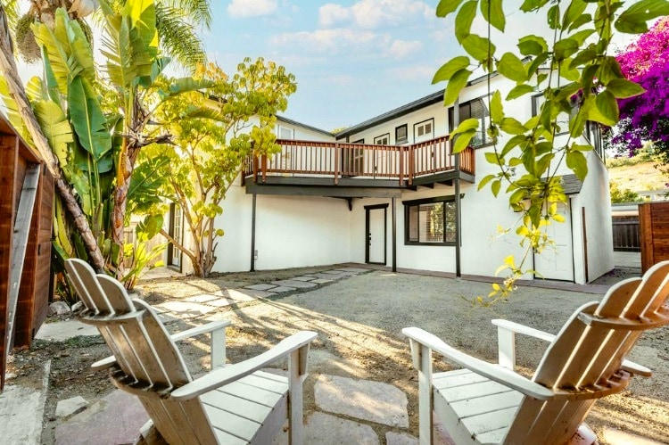 Private gated yard - 2306 Cliff Dr