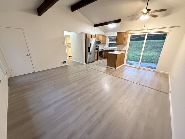 Building Photo - 10807 22nd Pl SE