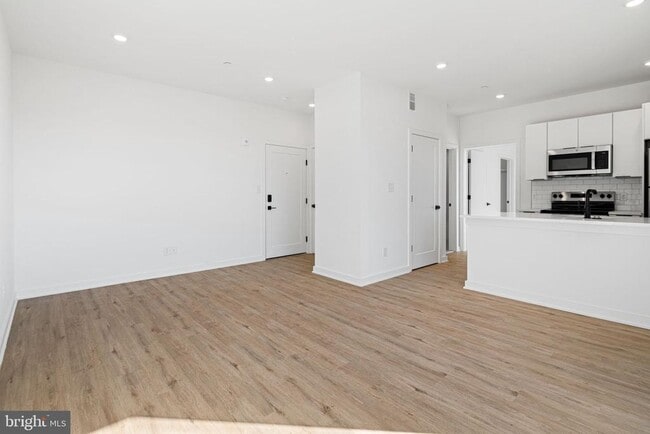 Building Photo - 701-7 Cecil B. Moore Ave