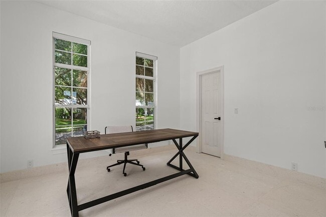 Building Photo - 5927 Caymus Loop