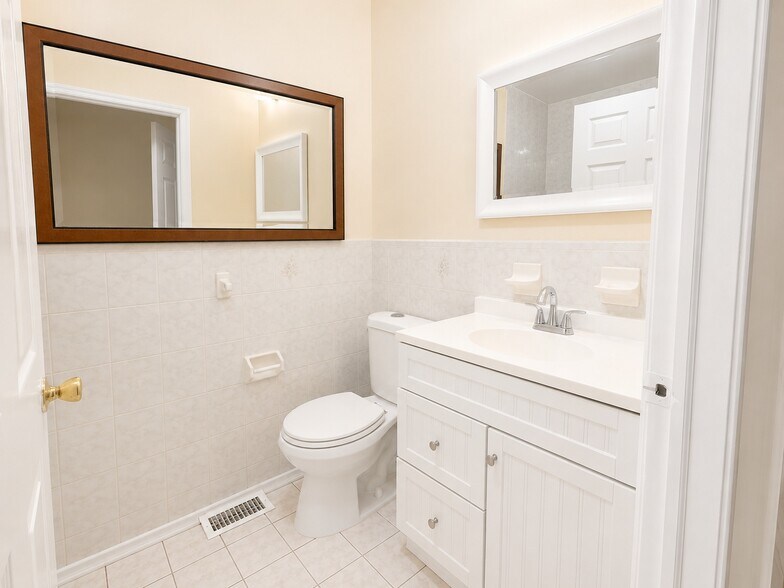 PRIMARY ENSUITE BATHROOM - 226 Bond St
