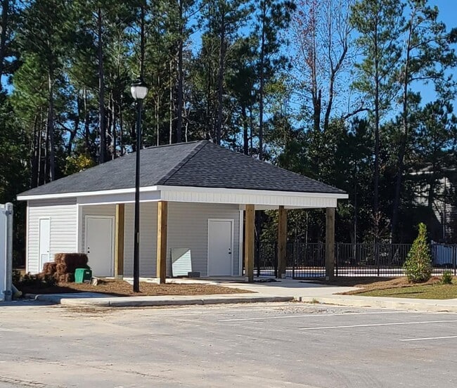 Building Photo - 33 Catalina Cir