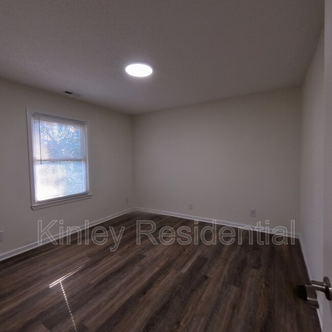 Building Photo - 613 Key St