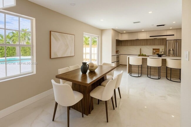 Building Photo - 1399 NE 38th St