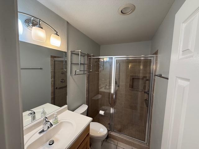 Building Photo - 2331 Campden Dr