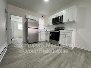 Building Photo - 2312 Greenwich St