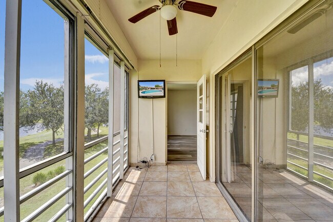 Building Photo - 2430 SW 81st Ave