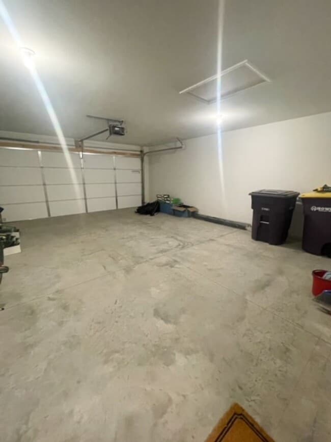 Building Photo - Italian Estates Property Management