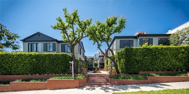 Building Photo - 1241 S Beverly Glen Blvd